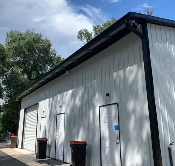 Customized Commercial Seamless Gutters